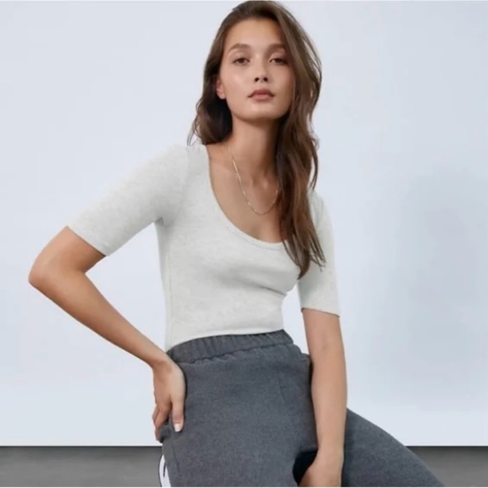 Aritzia The Group by Babaton Maynard Bodysuit Heather Grey Scoop neck Small